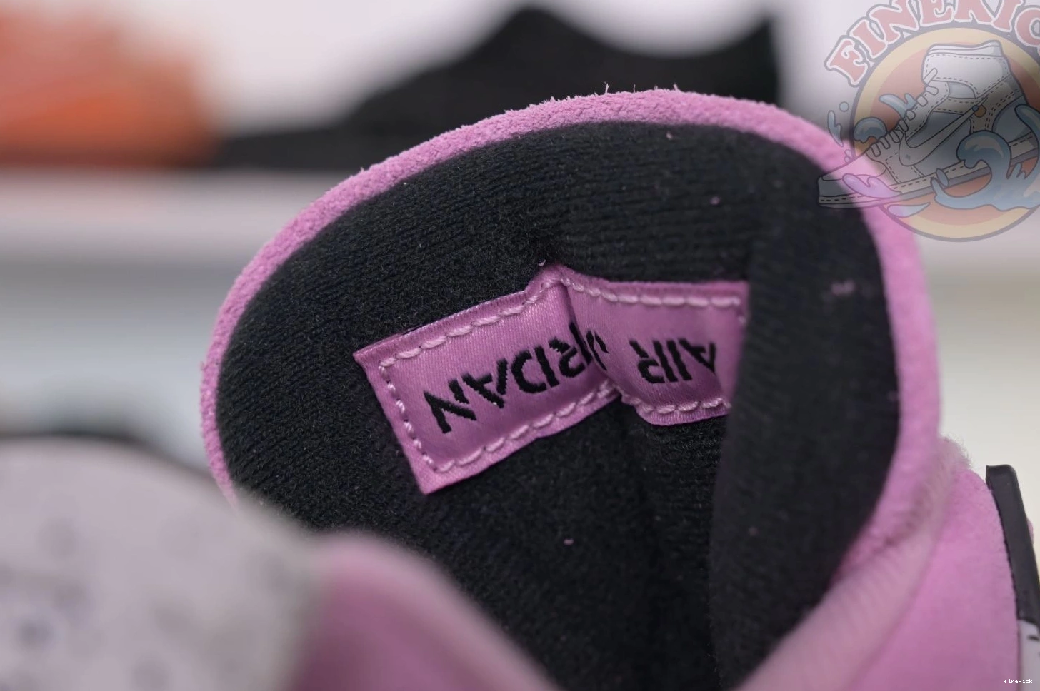 Air Jordan 4“Orchid” Jordan 0217